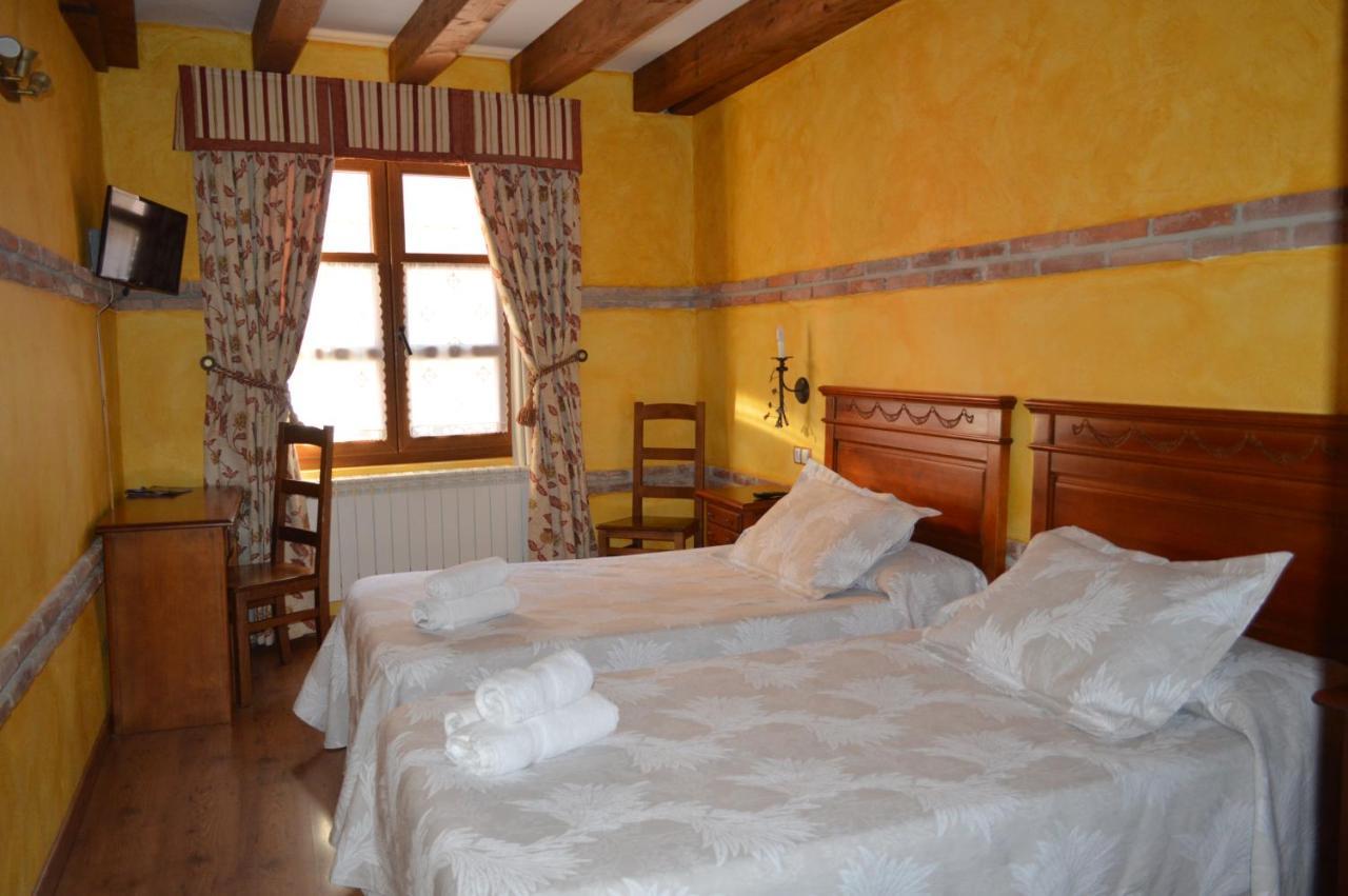 Hotel Rural El Marques Saldaña Екстериор снимка