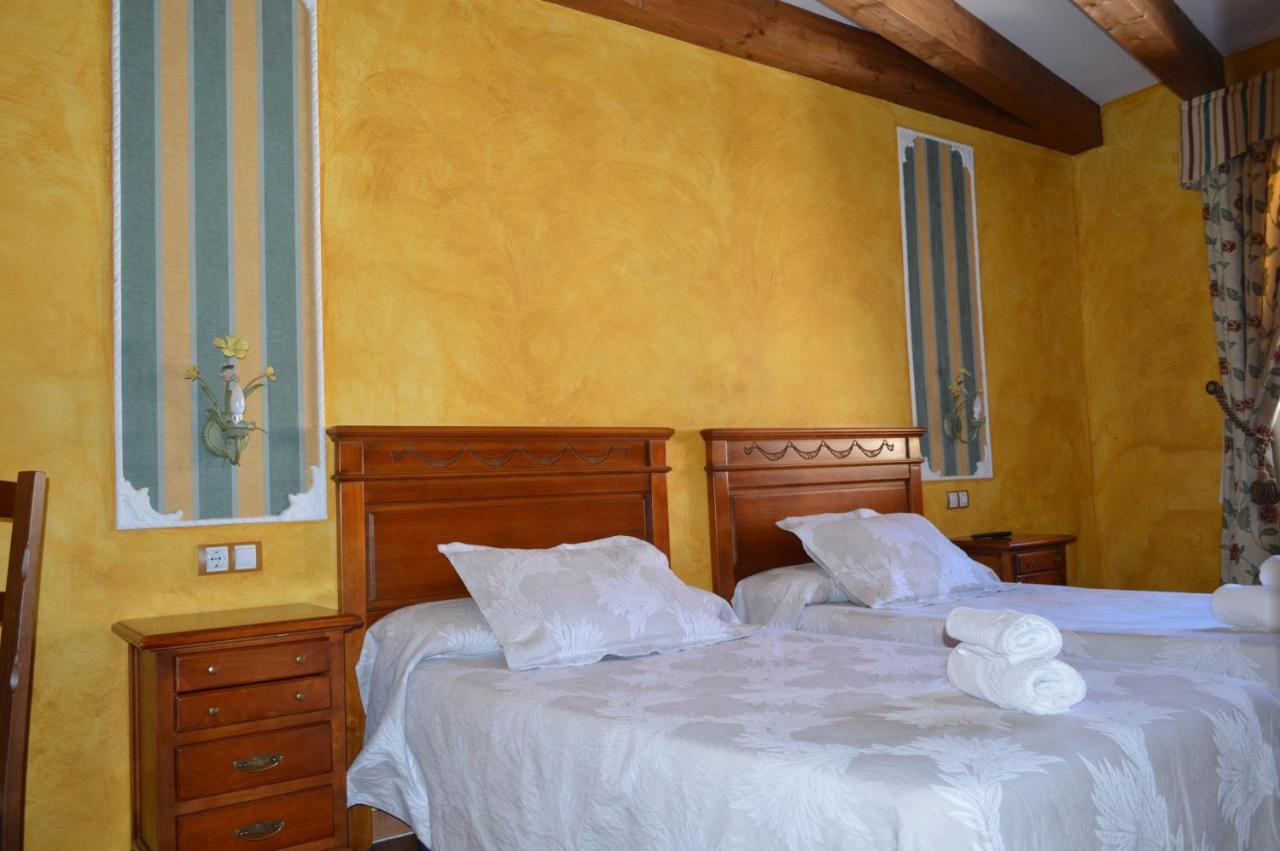 Hotel Rural El Marques Saldaña Екстериор снимка