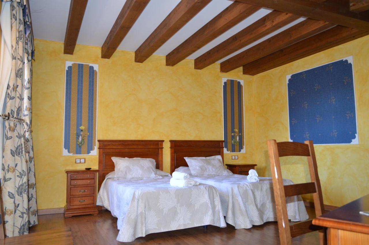 Hotel Rural El Marques Saldaña Екстериор снимка