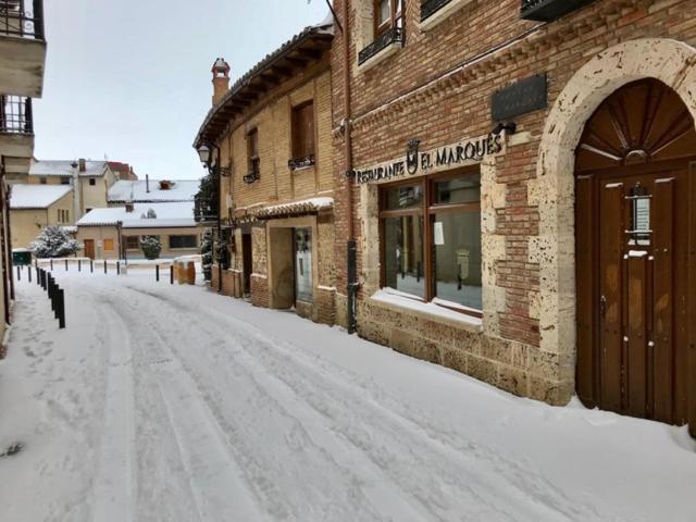 Hotel Rural El Marques Saldaña Екстериор снимка